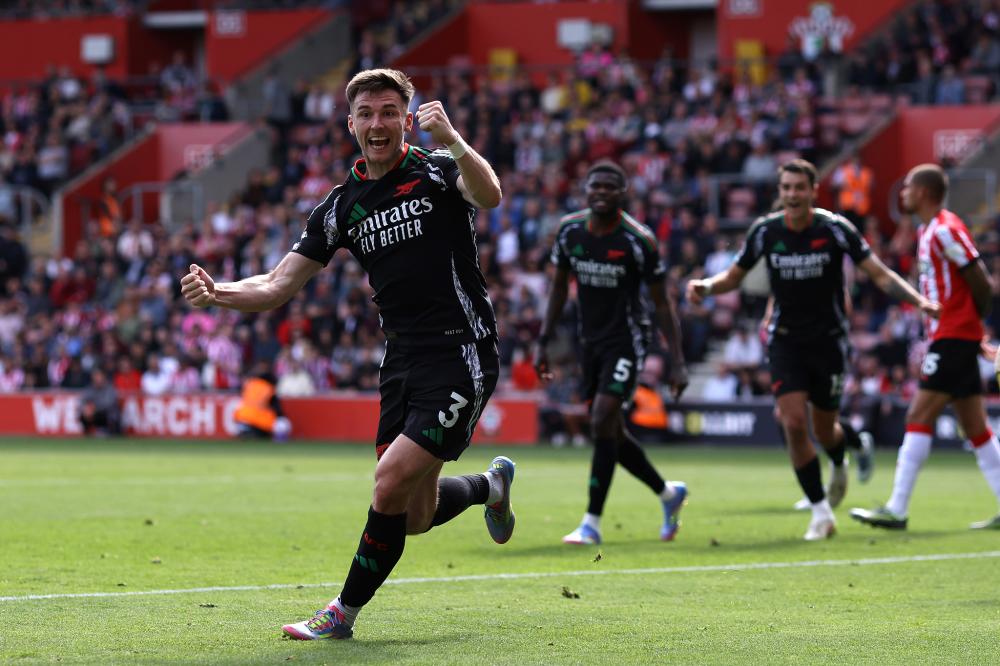 雷速西甲评选：双响+读秒绝杀，黄潜新星莫里罗当选第14轮MVP